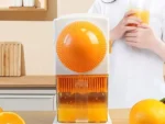 عصارة برتقال وحمضيات يدوية (Manual Hand Cranked Juicer) مصممة لاستخراج العصير الطازج بآلية تدوير يدوية بسيطة